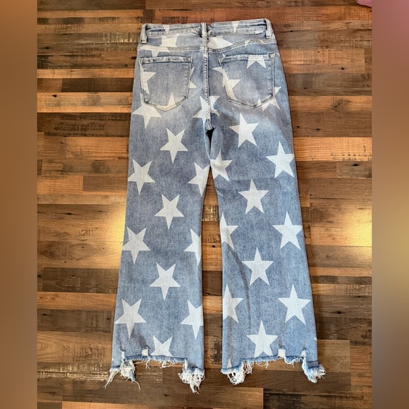 Risen High Rise Wide Leg Star Print Jeans, size 11/30 Stretchy Light Wash Ankle - Picture 10 of 13